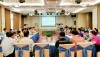Quang cảnh cuộc họp.