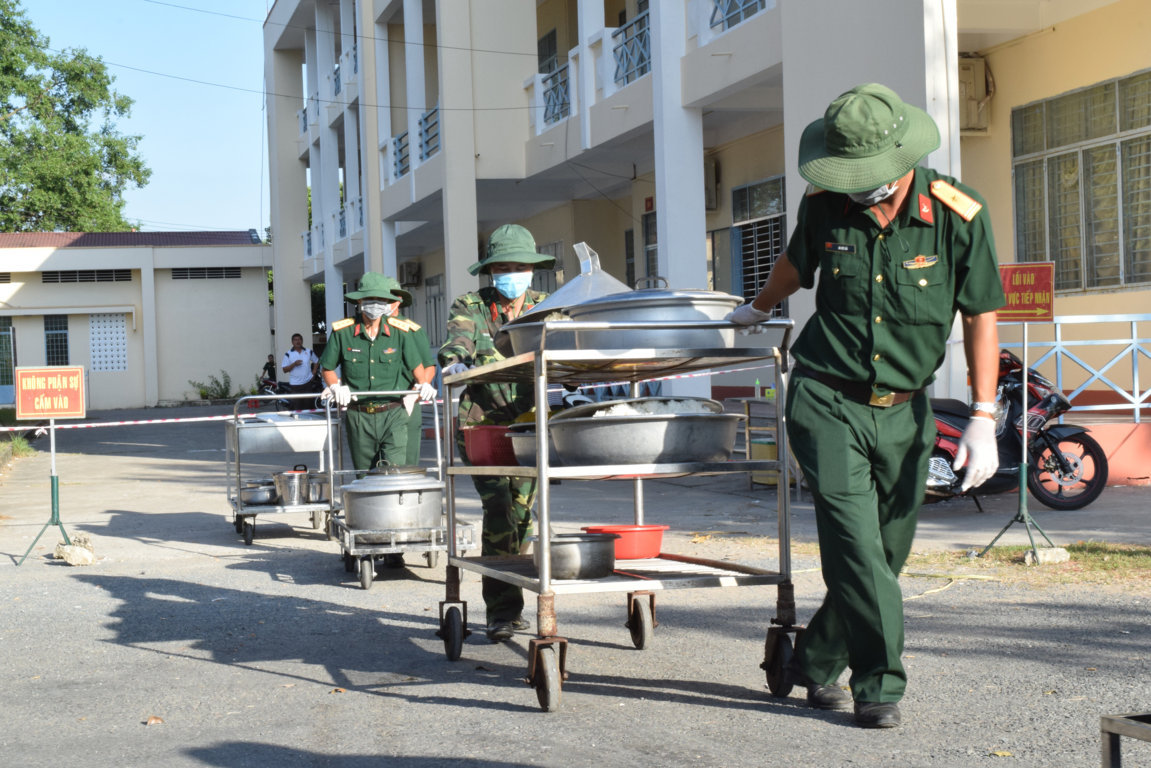 phong su anh cs khu cach ly 0002