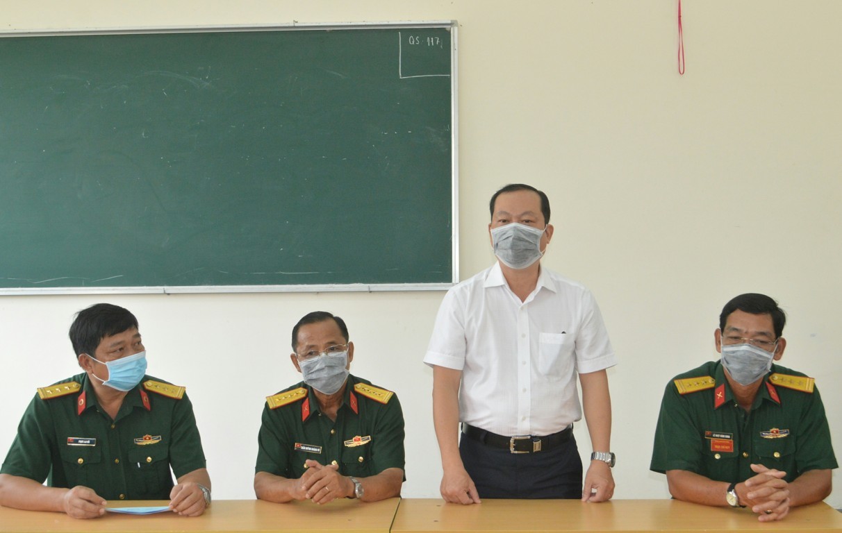 trao giay hoan thanh cach ly 2