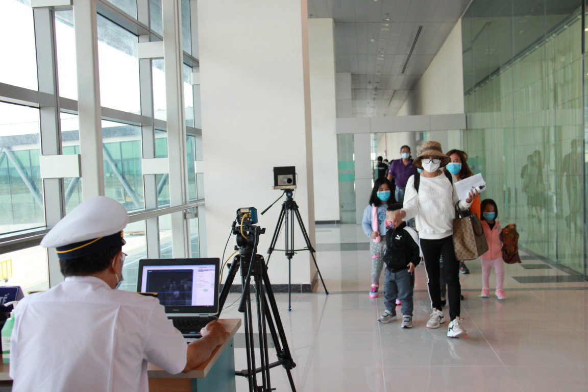 cang minh mat tran kiem dich 4