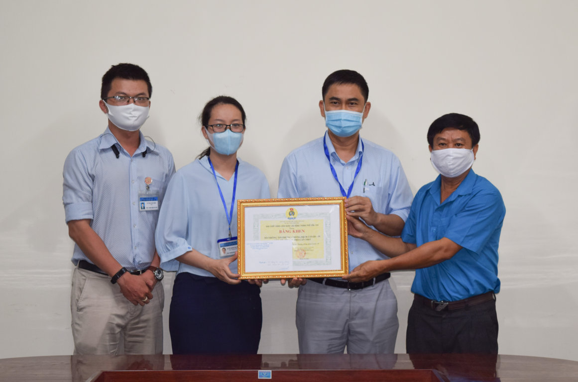 LDLD TANG BANG KHEN 0002