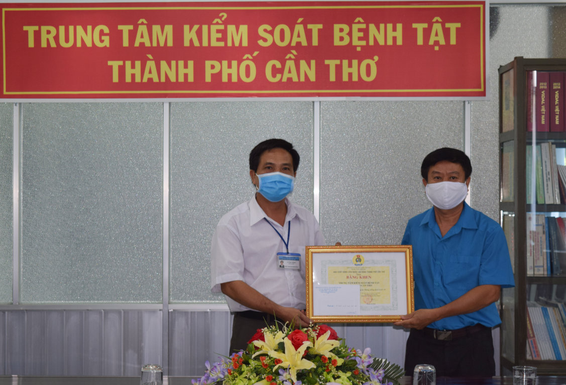 LDLD TANG BANG KHEN 0003