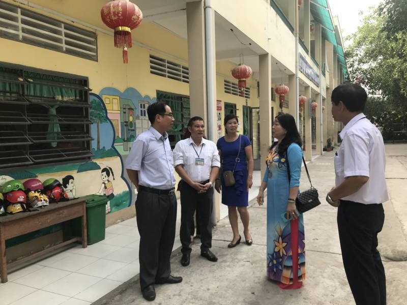 Đoàn kiểm tra thực tế tại Trường Tiểu học Thốt Nốt 1