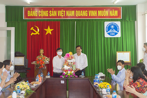 lanh dao chuc tet 6
