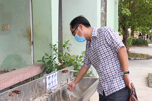 CDC KIEM TRA TRUONG HOC CD NGHE 0002