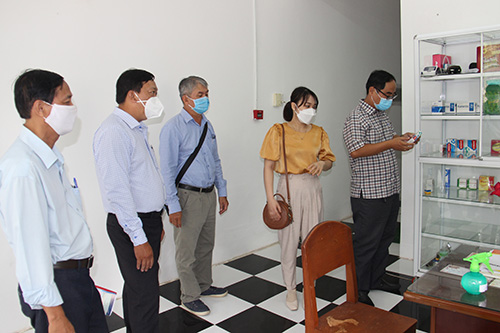 CDC KIEM TRA TRUONG HOC CD NGHE 0003