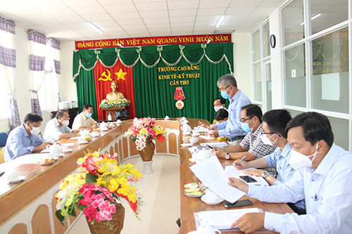 CDC KIEM TRA TRUONG HOC CD NGHE 0004
