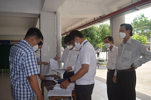 CDC KIEM TRA TIEM CHUNG 3