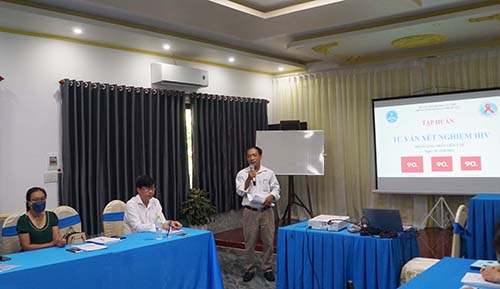 Các đại biểu tham dự tập huấn.