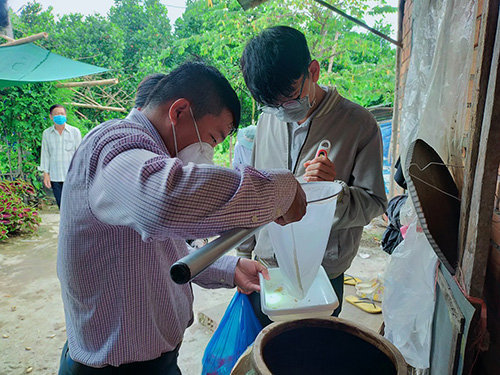 bai sot xuat huyet 8