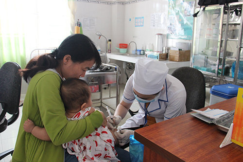 Việc sử dụng thêm một liều vắc xin bại liệt tiêm IPV có chứa cả 3 týp kháng nguyên bại liệt týp 1, 2 và 3 là rất cần thiết, giúp tăng cường miễn dịch bảo vệ đối với vi rút bại liệt.
