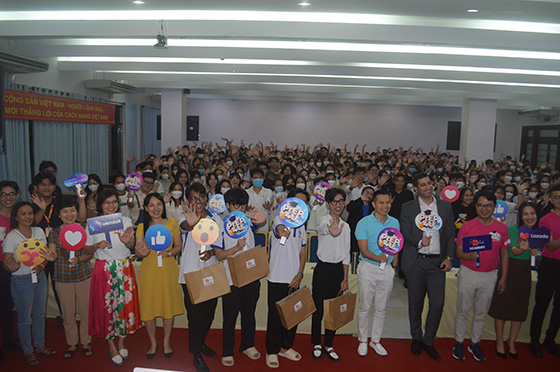 UNI TOUR DHCT 0005