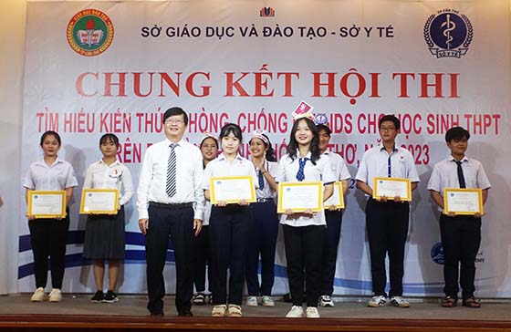 HOI THI HIV 002