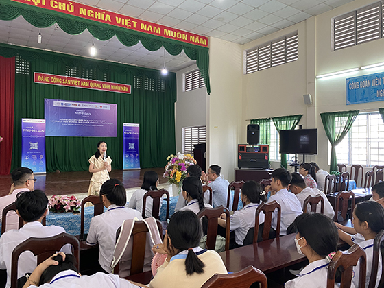 PHONG HIV CHO HS THPT 0002