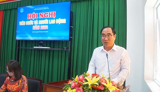 HOI NGHI VIEN CHUC 2