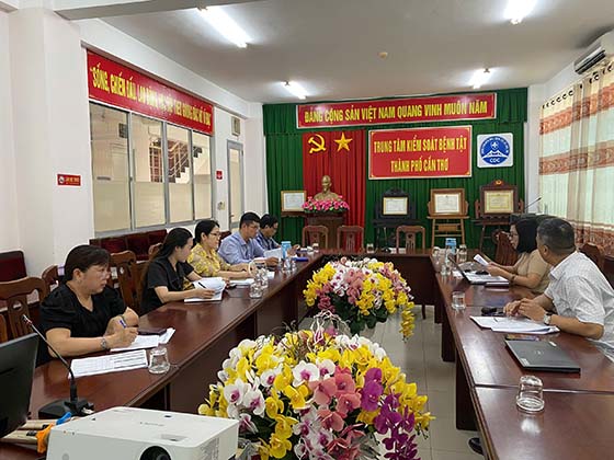 Đoàn công tác làm việc tại CDC Cần Thơ