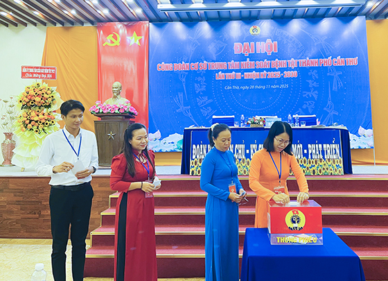 DAI HOI CONG DOAN 02