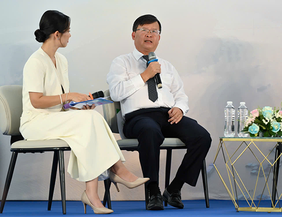 BS.CKII Huỳnh Minh Trúc, Giám đốc Trung tâm kiểm soát bệnh tật TP. Cần Thơ chia sẻ tại tọa đàm.