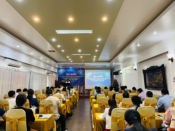 TAP HUAN THUOC LA 03