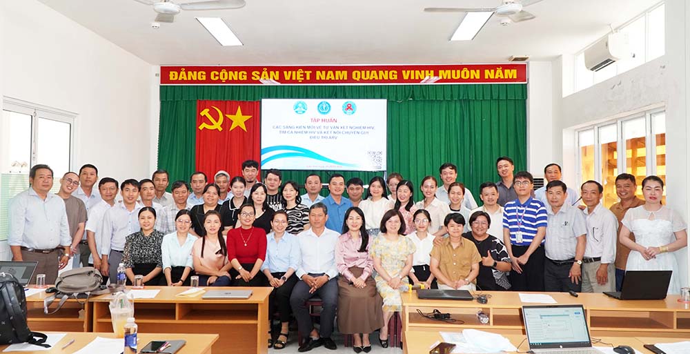 SANG KIEN TU VAN XET NGHIEM HIV 3