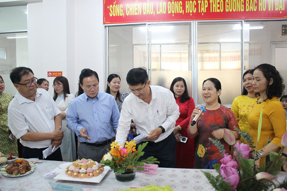 CDC TO CHUC HOI THI 3