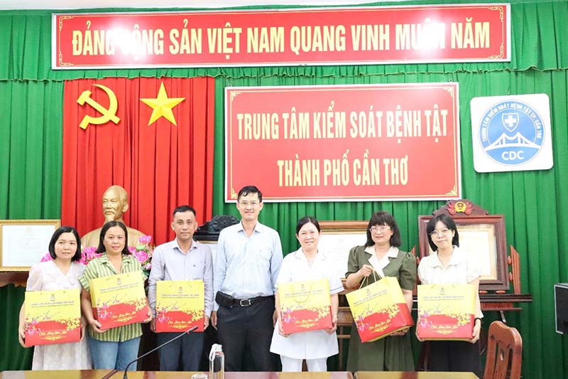 21 trao qua cong doan 1